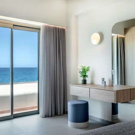 Blue Dome Aparthotel 3*